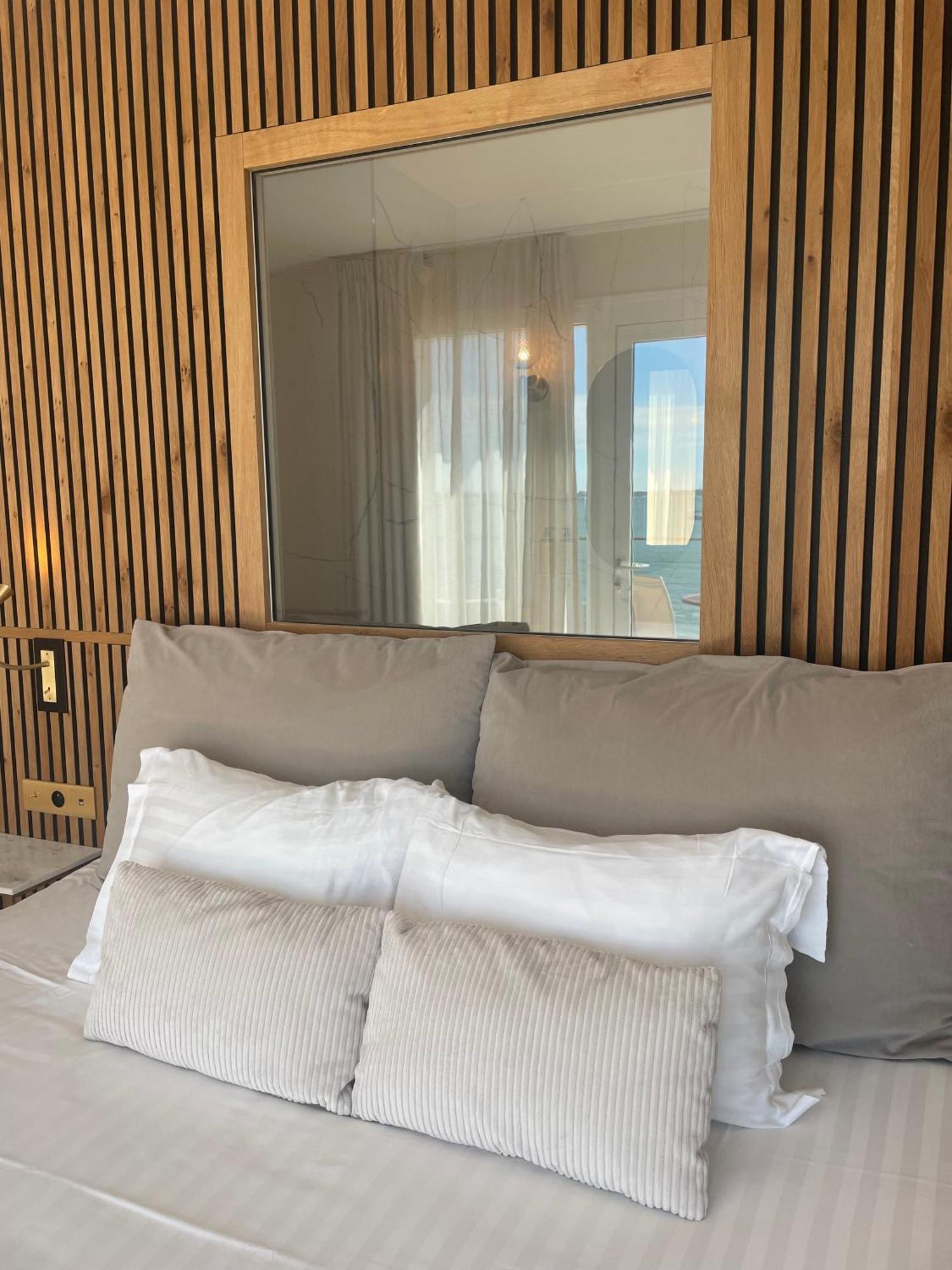 Superior Double Room Sea View First Floor