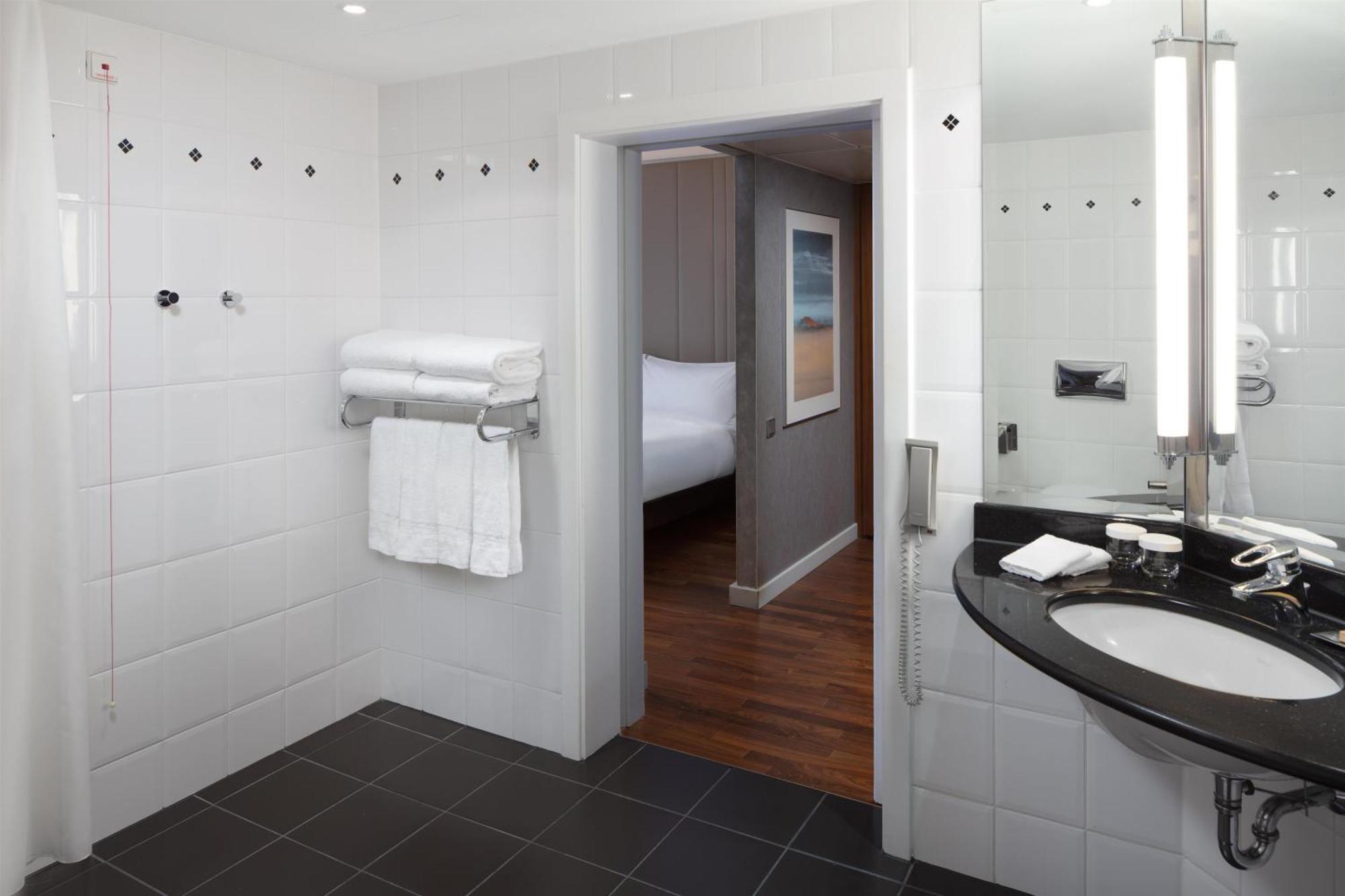 King Room Mobility Access