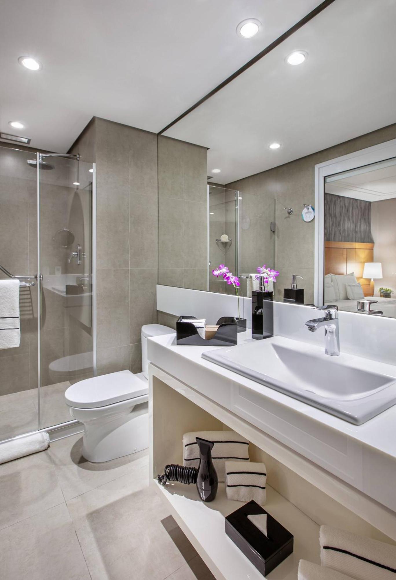 Premium King Room