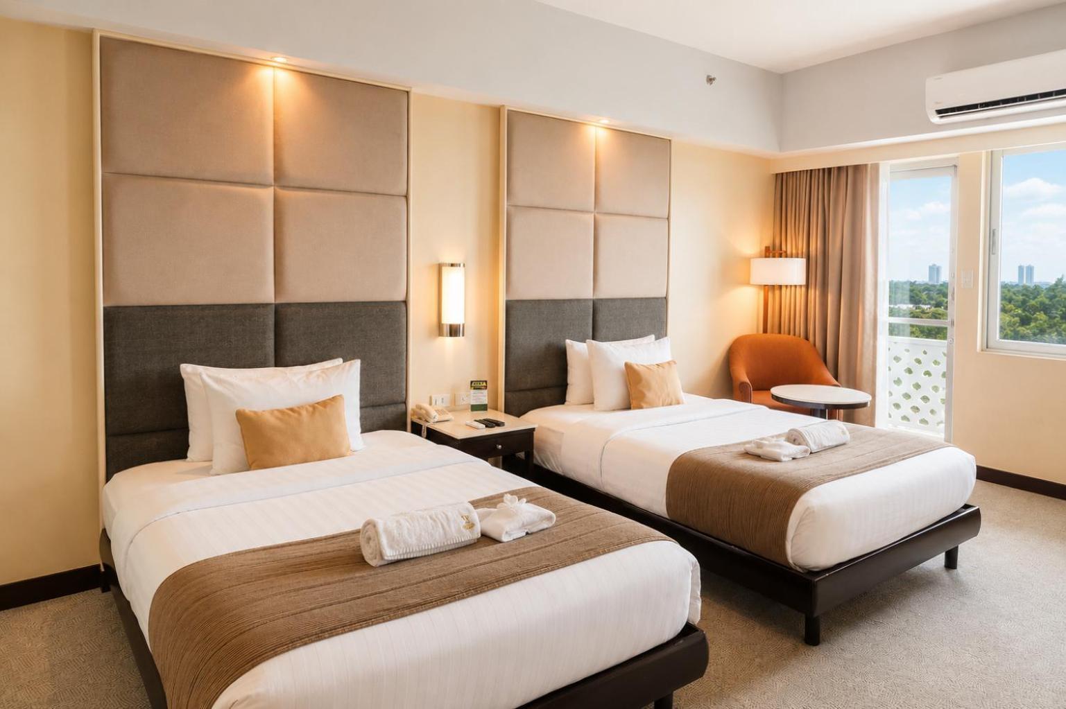 Deluxe Twin Room
