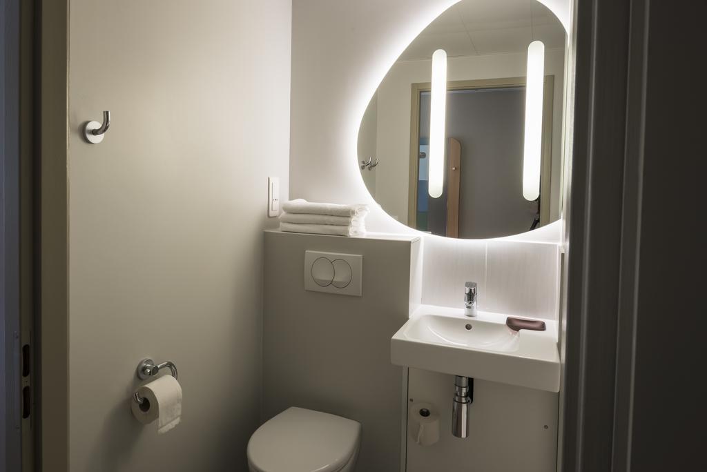 Double Room,1770965014:JPEG