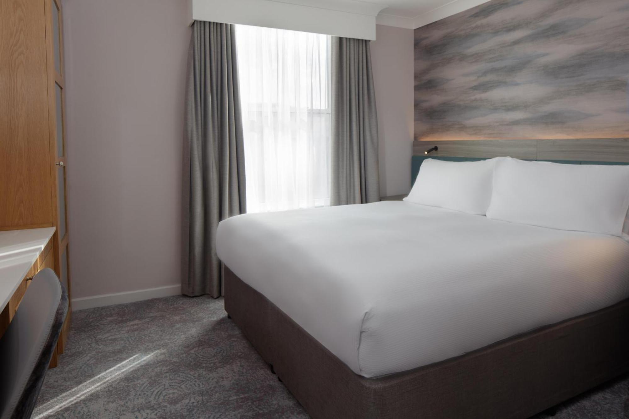 King Guest Room