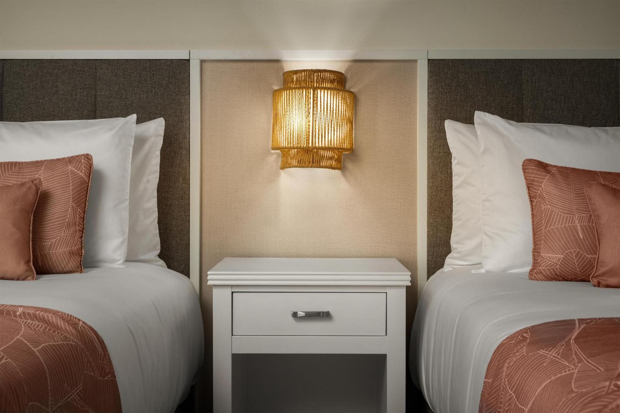 Standard Queen Room Two Queen Beds Tropical View