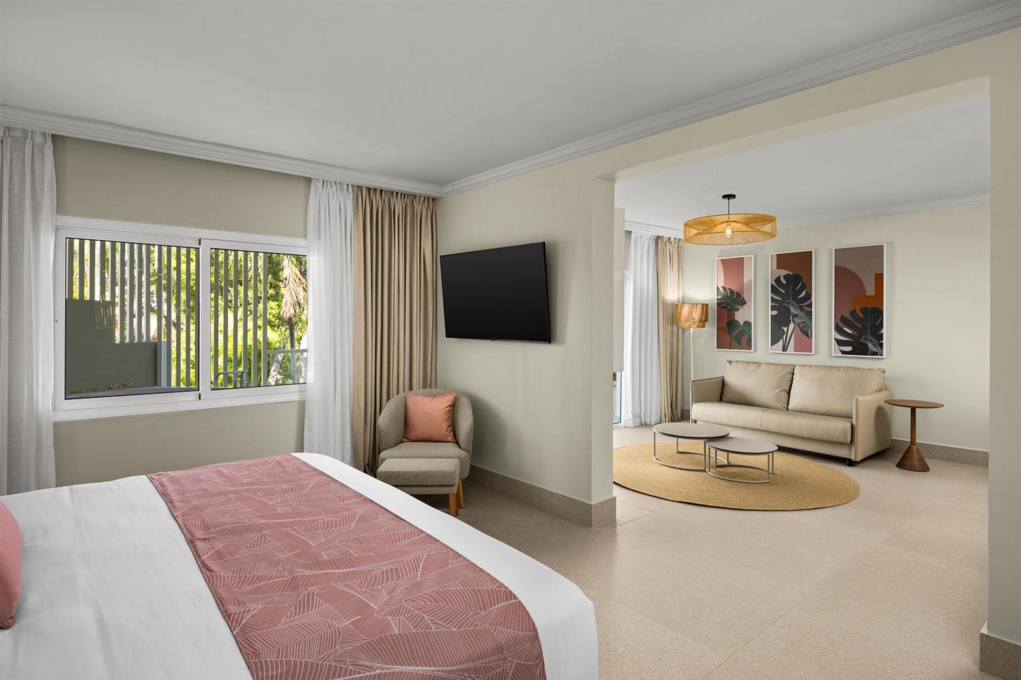 Junior King Suite