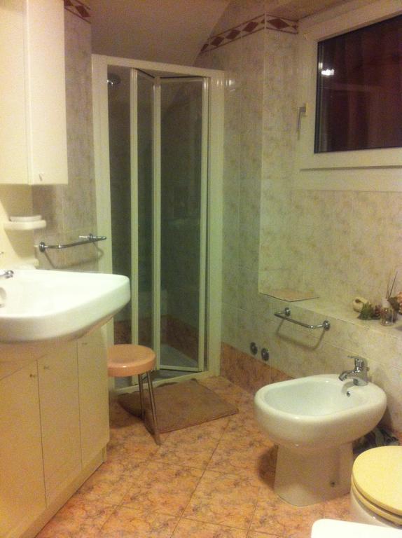 Standaard Tweepersoonskamer met 1 Tweepersoonsbed of 2 Aparte Bedden en Uitzicht op de Berg