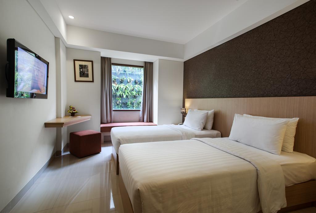 Deluxe Double or Twin Room,925005919:JPEG