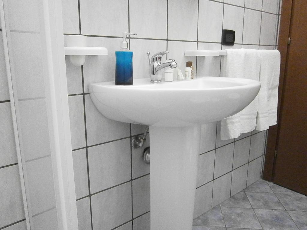 Double Room Private Bathroom