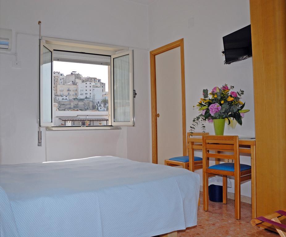 Habitación Doble con vistas a la ciudad - 1 o 2 camas