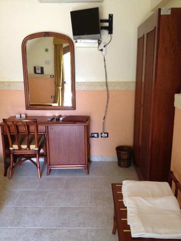 Double or Twin Room - Annex