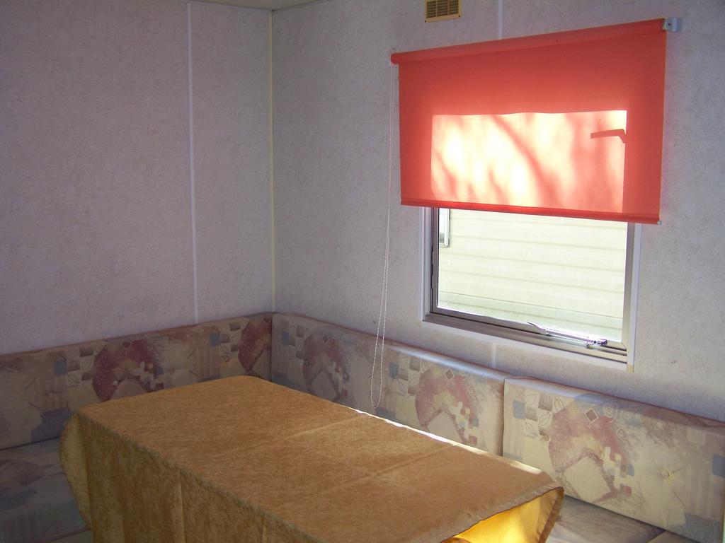 Two-Bedroom Bungalow,1336668953:JPEG