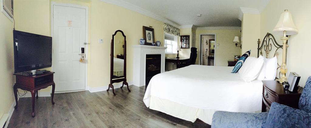 King Suite with Garden View,413564085:JPEG