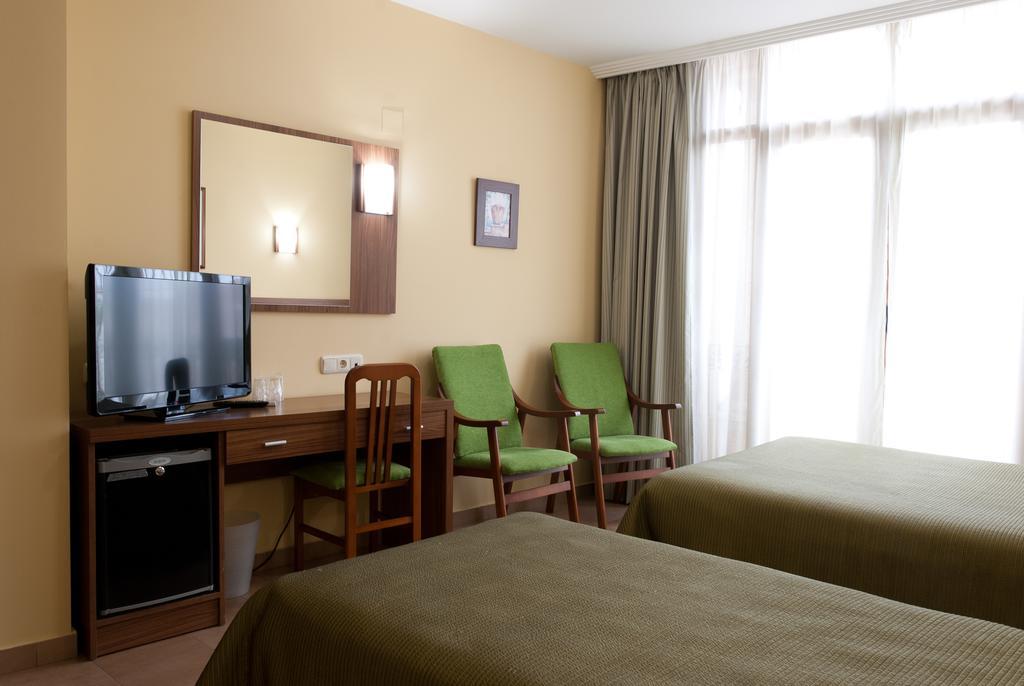 Double or Twin Room,240348825:JPEG