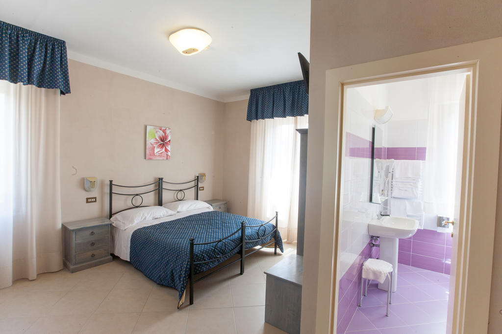 Comfort Triple Room with Shower,248354973:JPEG