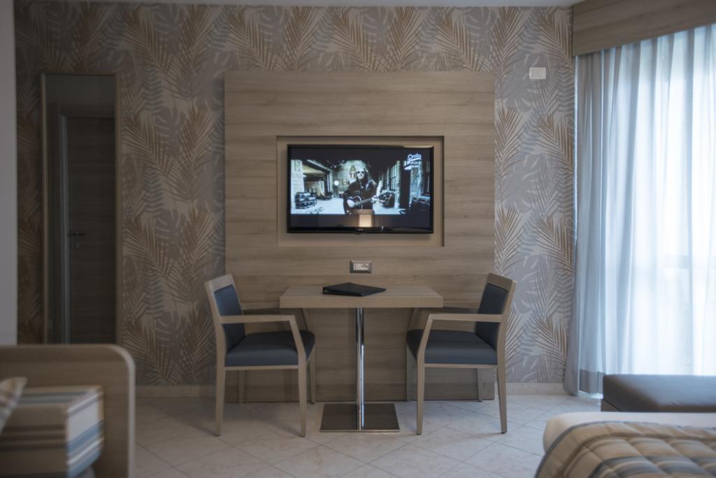 Quadruple Room with Balcony,631818204:JPEG