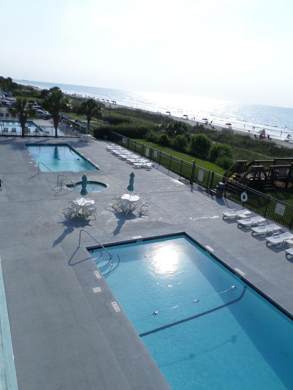 Queen Room Ocean Front Non-Smoking