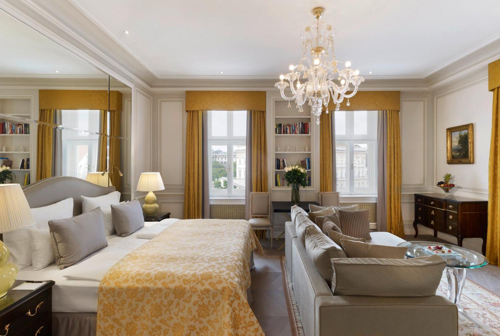 Suite City View