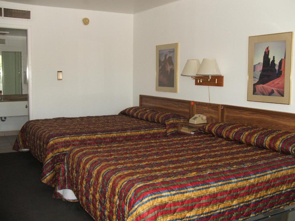 Queen Room Two Queen Beds Non-Smoking