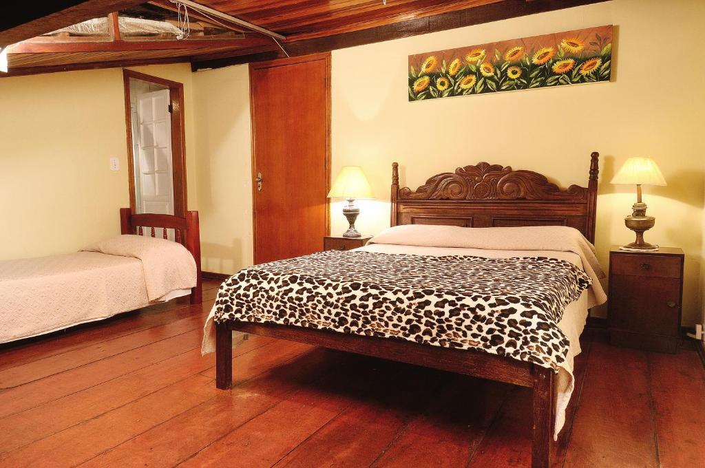 Quarto Econômico