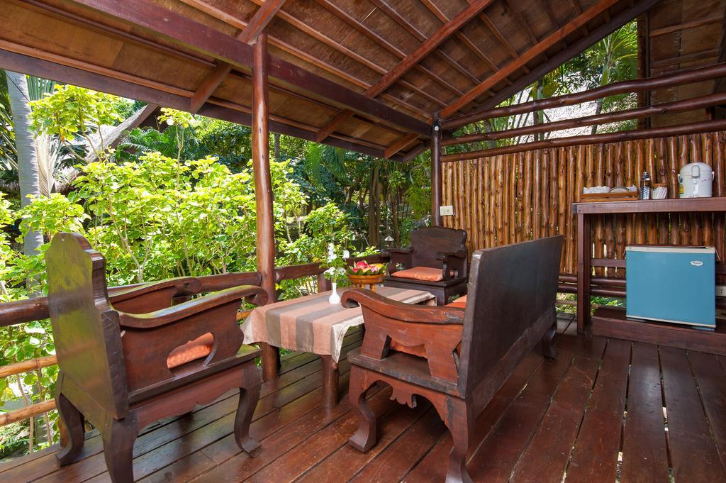 Family Room (2 Adults + 2 Children)