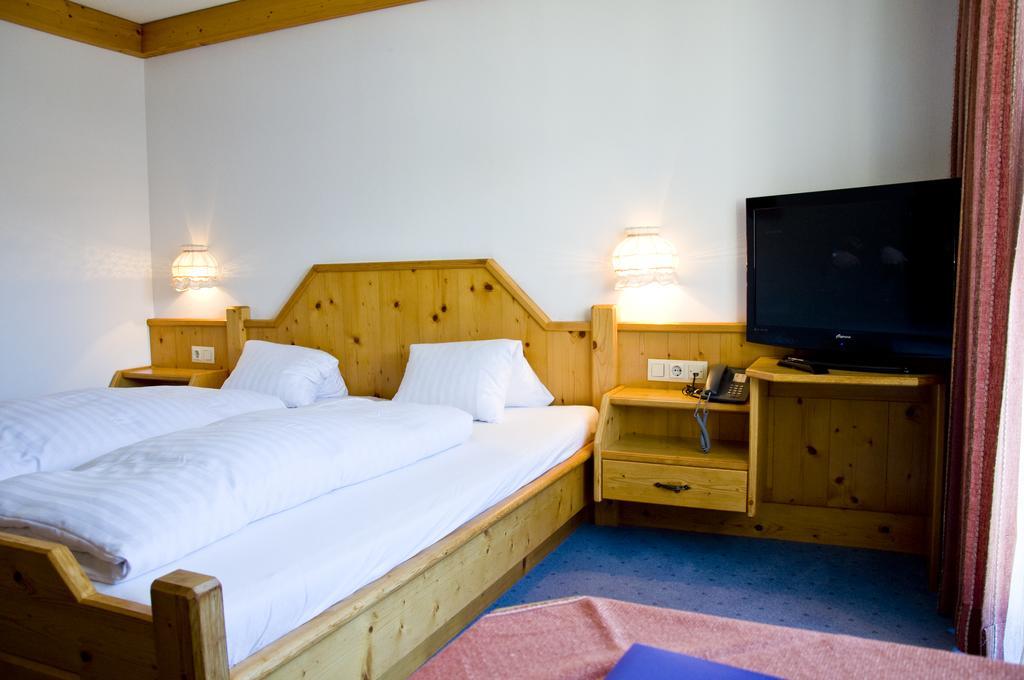 Double Room Mountain View