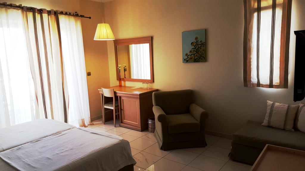 Standard Triple Room,380872963:JPEG