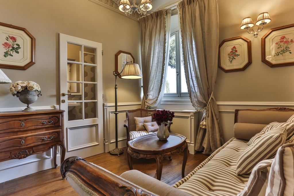 Double Room Split Level