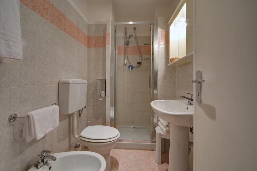 Double Room,400155495:JPEG