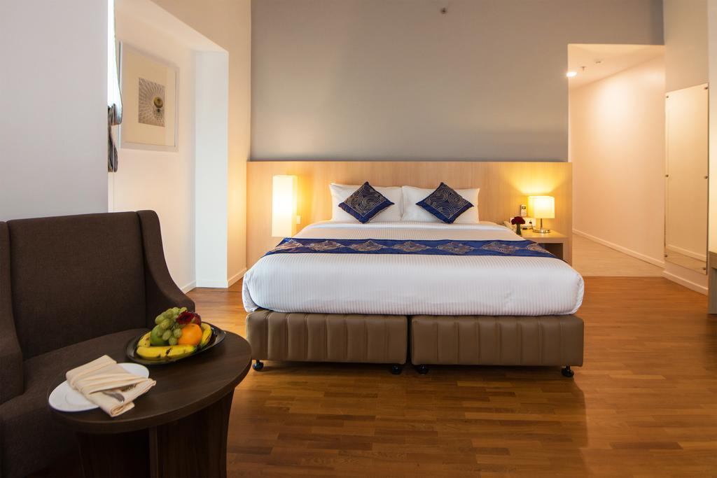 Premier King Room
