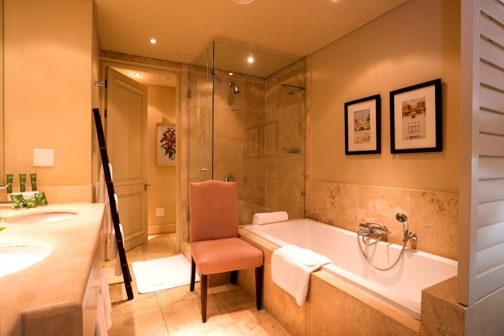 Executive King Suite