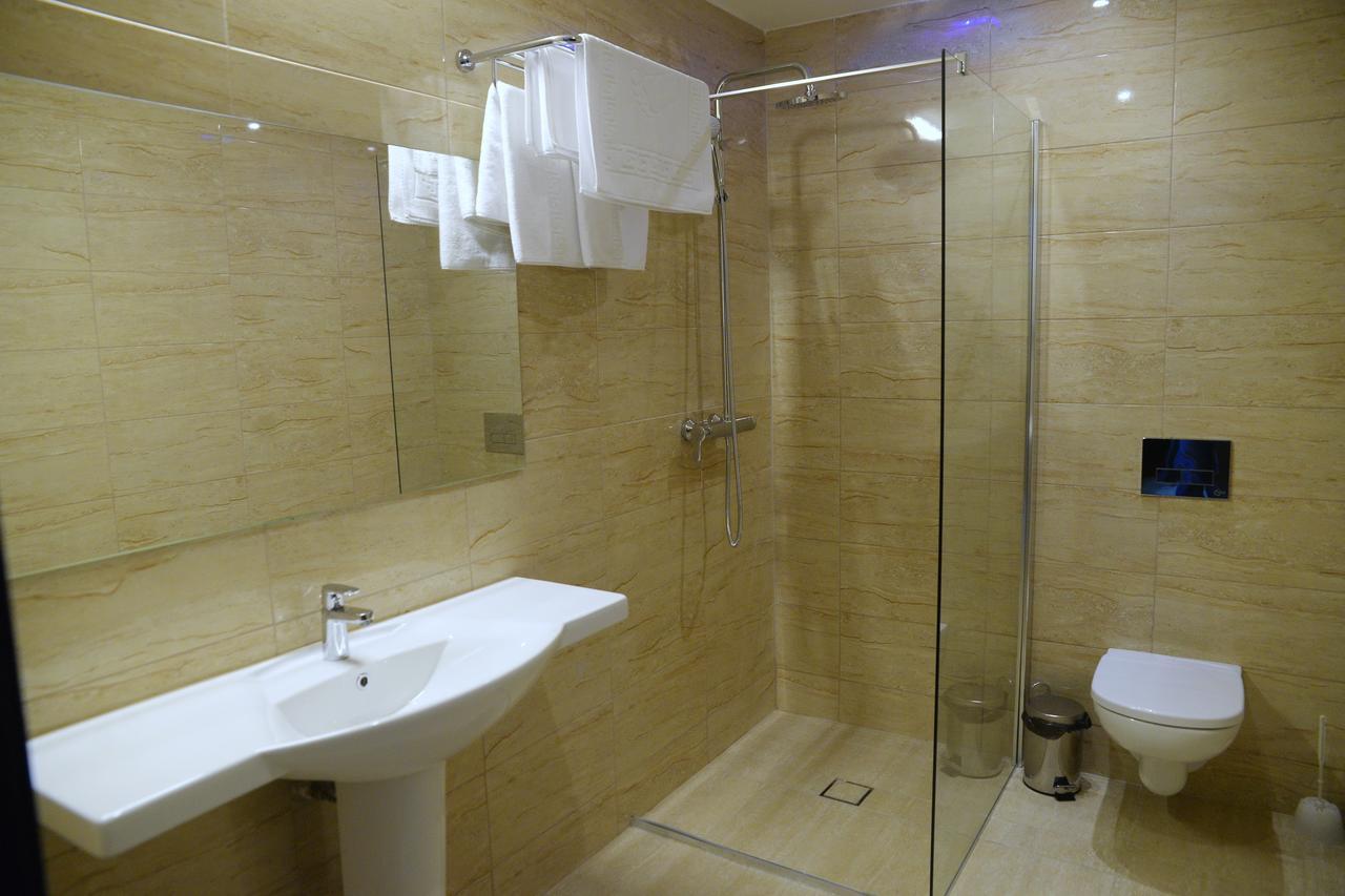 Habitación con 1 cama extragrande y para personas con movilidad reducida - No fumadores