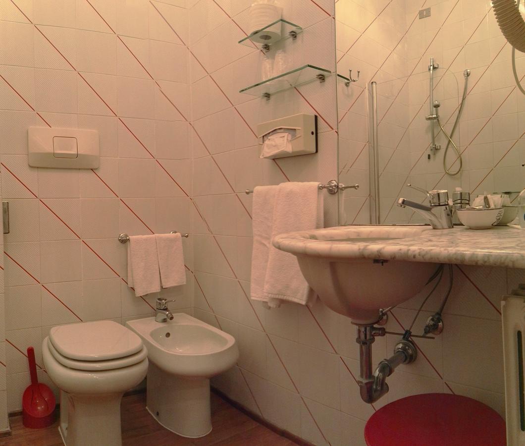 Standard Room,703527202:JPEG