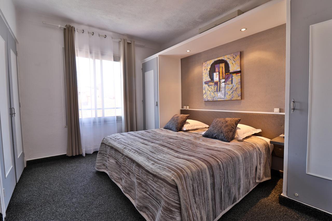 Second Floor Superior Room without Balcony (2 adults + 2 Children)