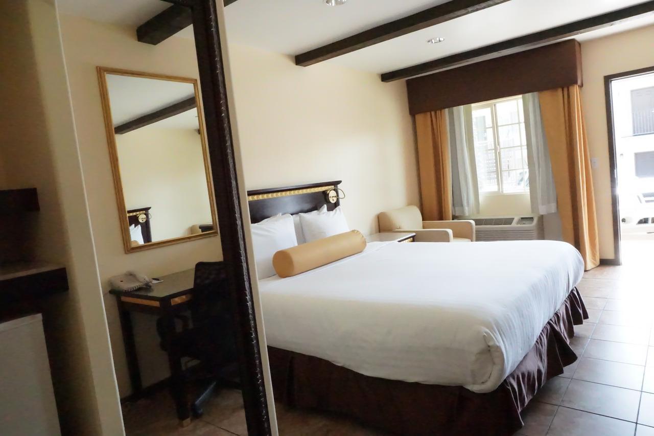 Standard King Room,558672639:JPEG