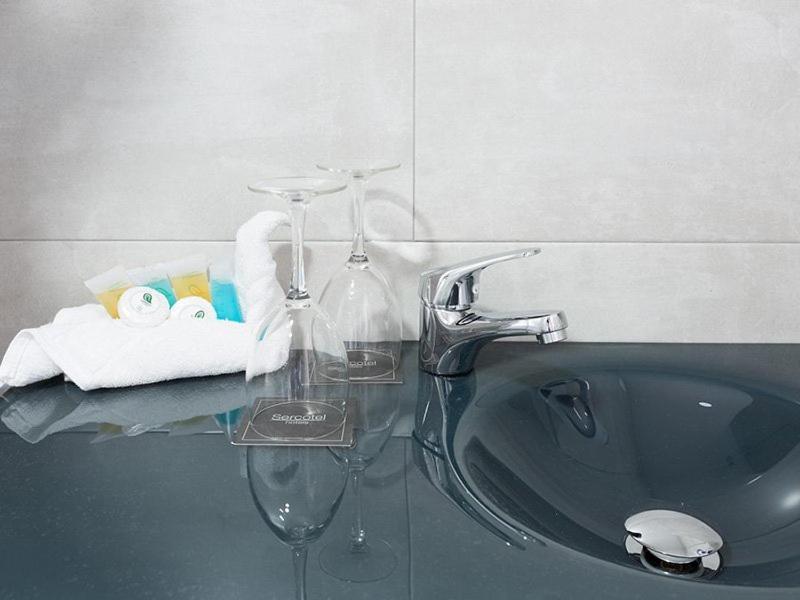 Double Room,1555326445:JPEG