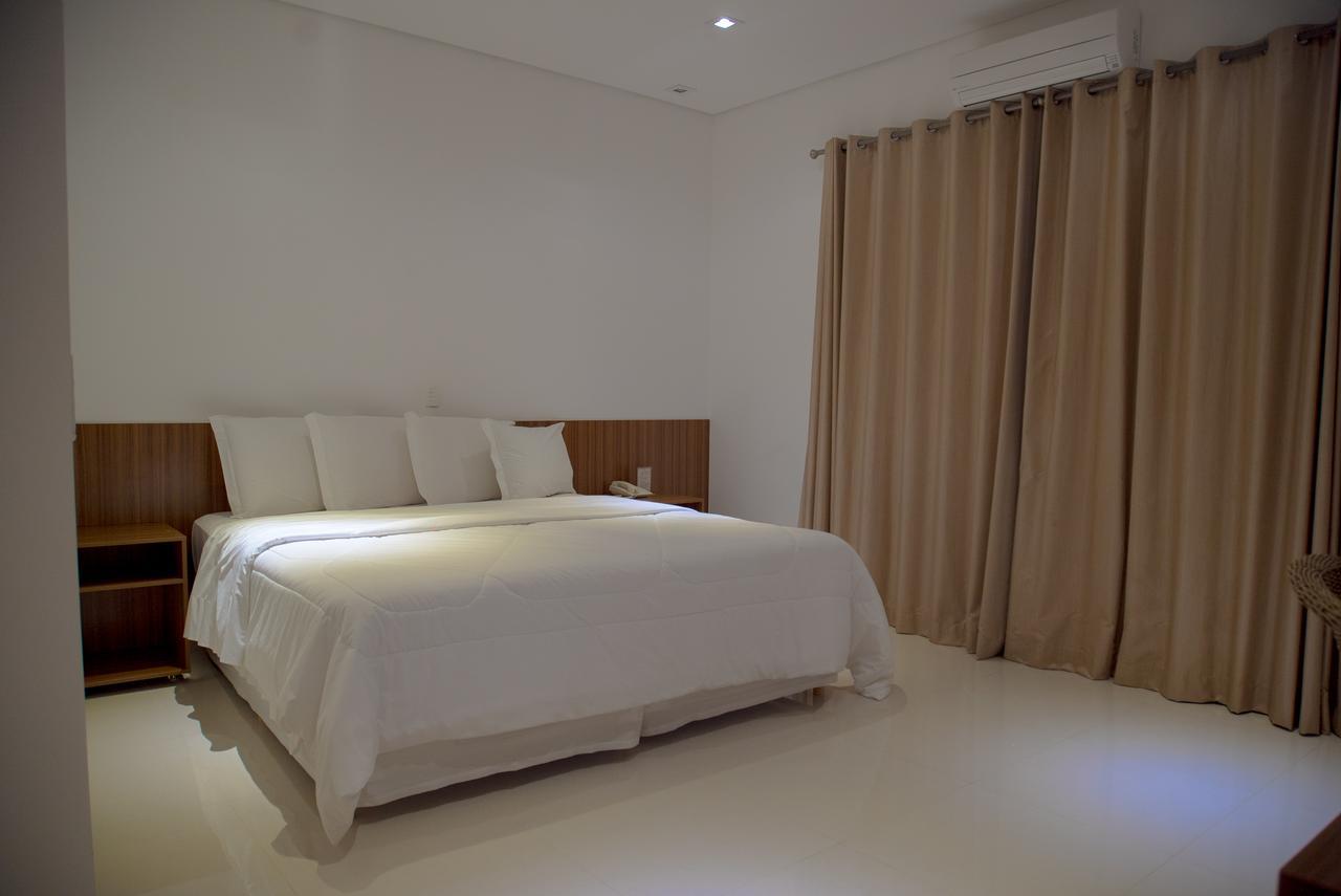 Queen Room with Balcony,613696655:JPEG