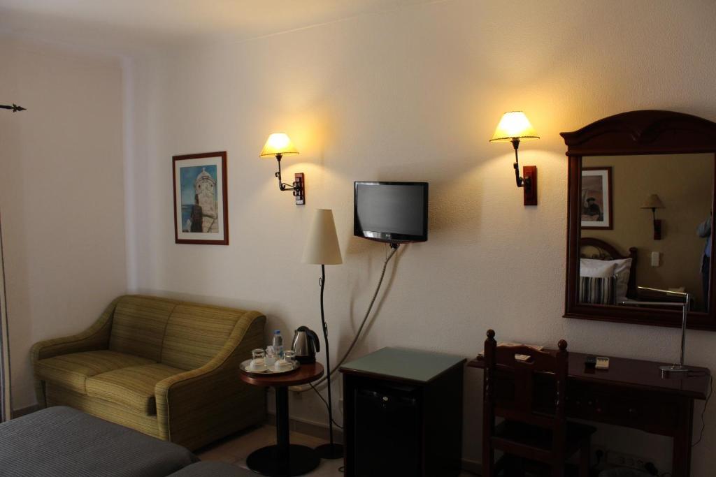 Double or Twin Room,965681428:JPEG