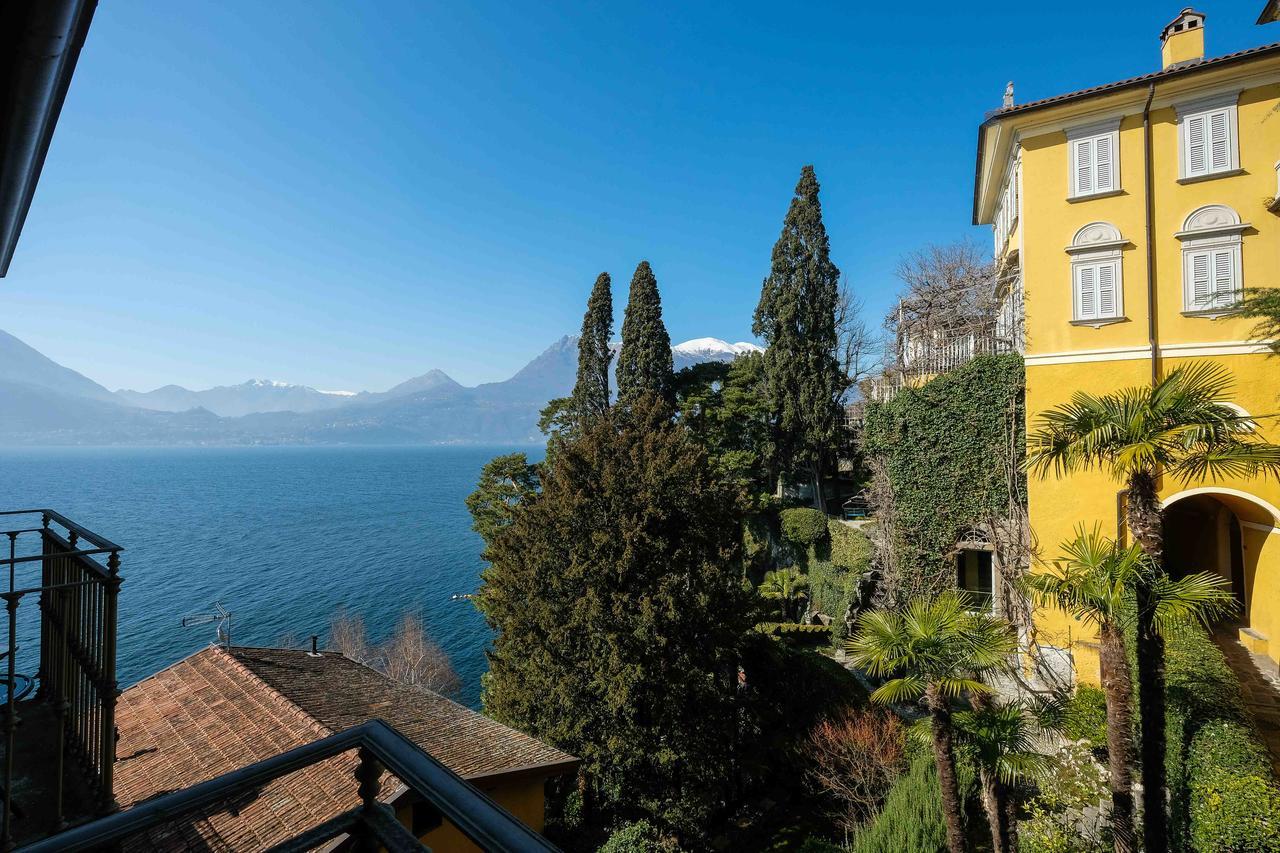 Double or Twin Room Partial Lake View