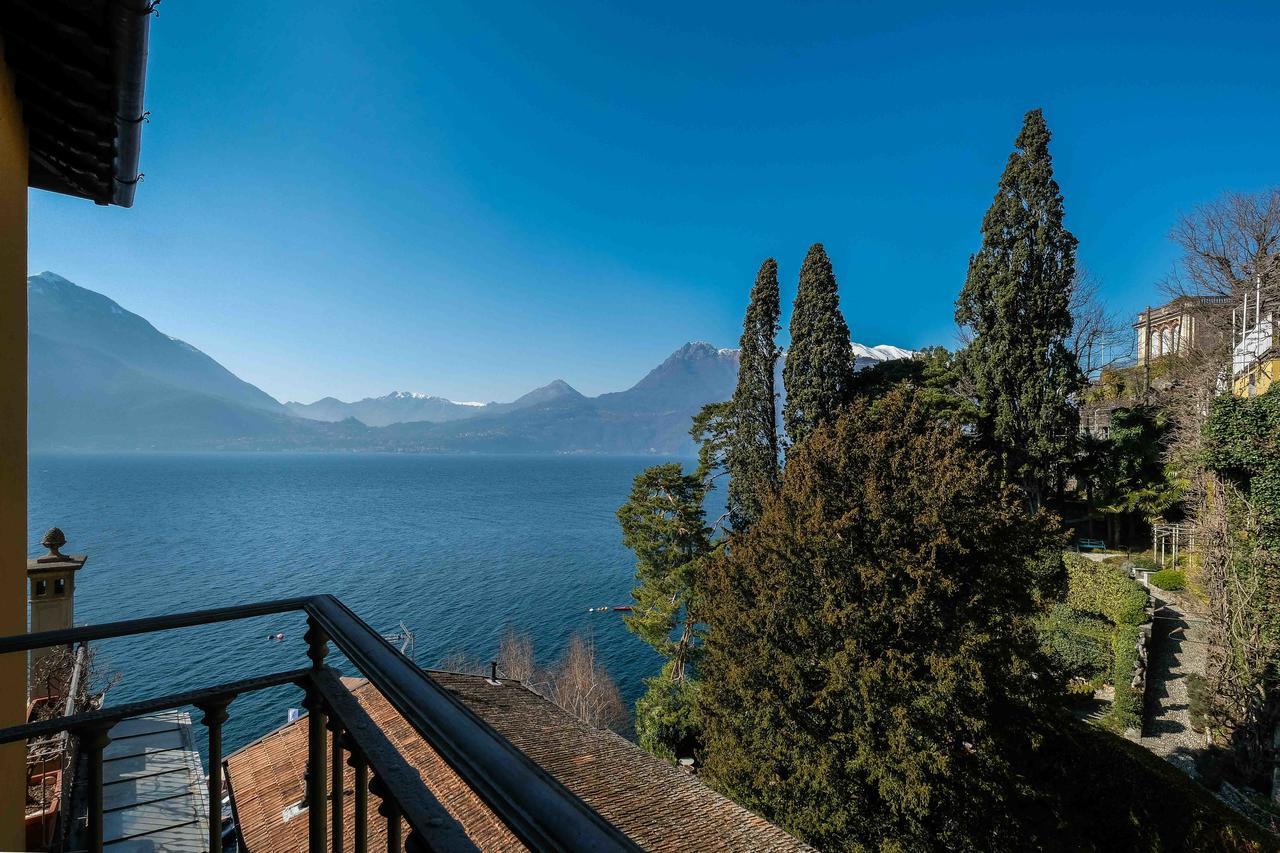 Double or Twin Room Partial Lake View