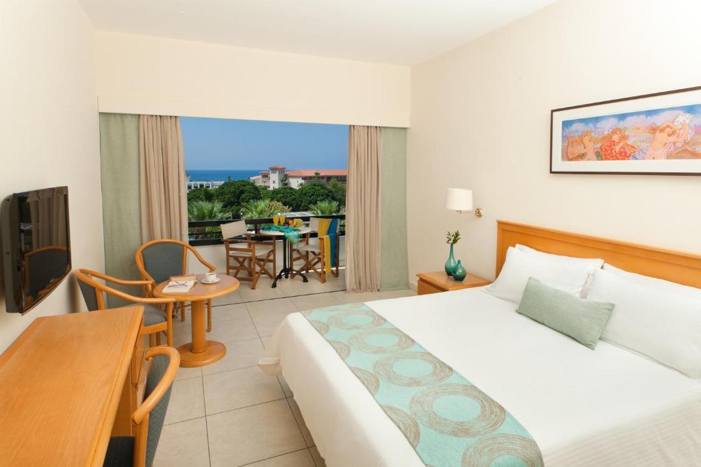 Double or Twin Room with Pool View,1434102565:JPEG