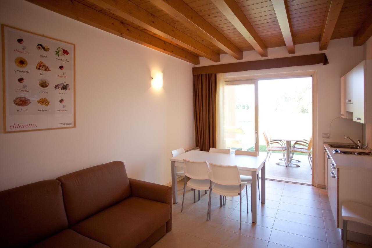 Two-Bedroom House,779350986:JPEG