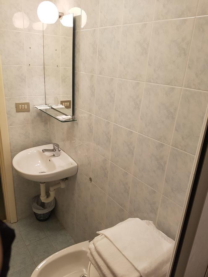 Economy Triple Room