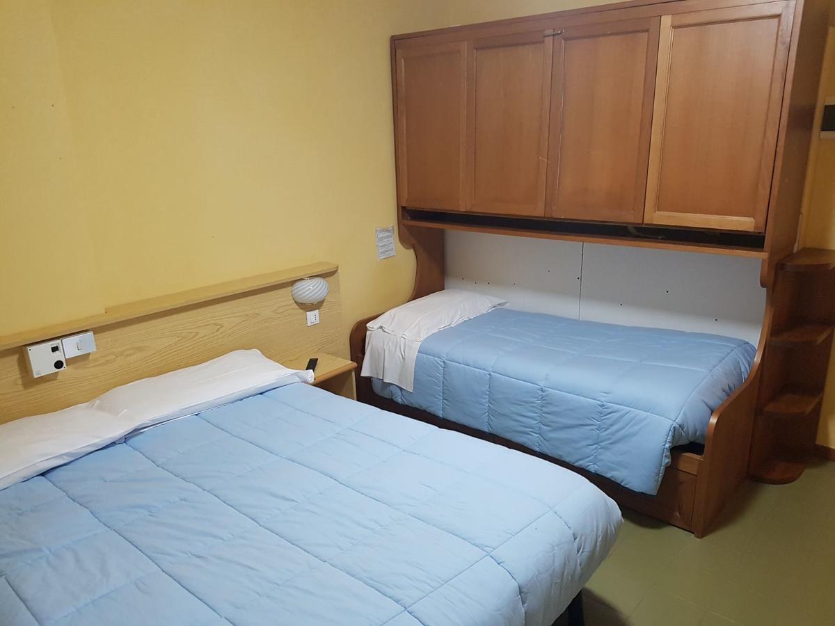 Economy Triple Room