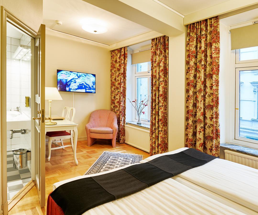 Standard Double or Twin Room,1434012160:JPEG