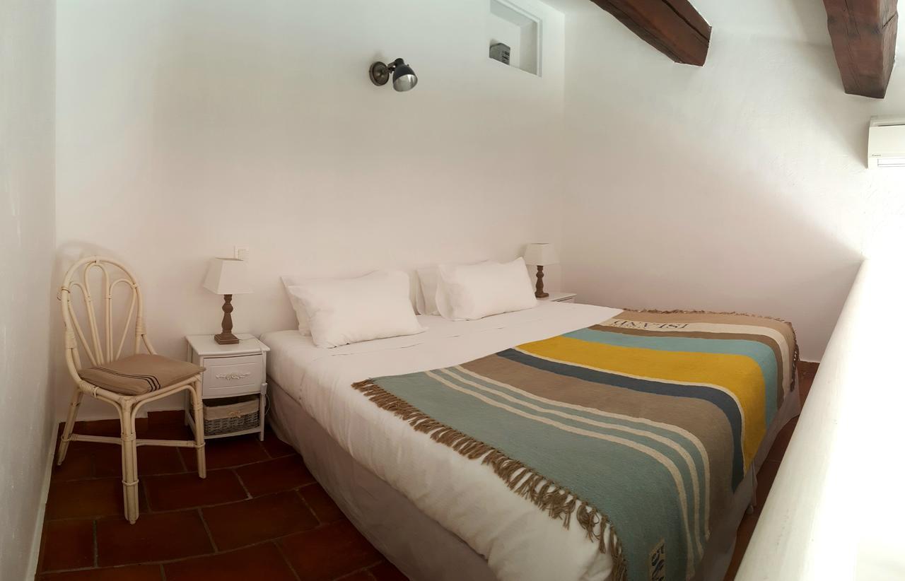 Habitación Familiar con vistas al jardín