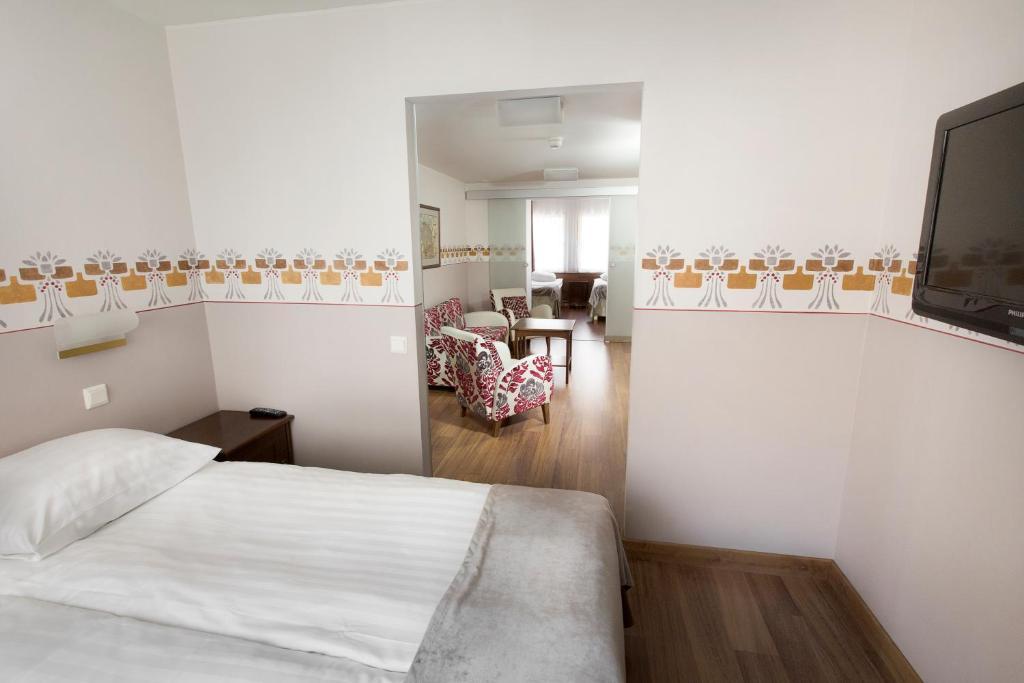 Classic Single Room