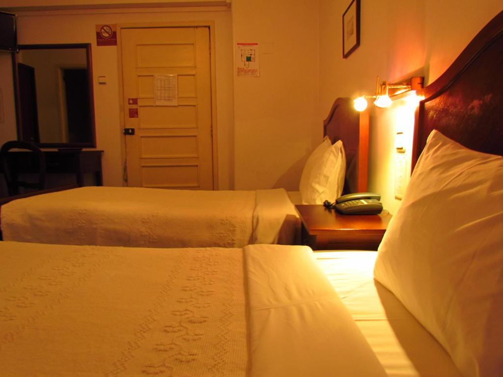 Single Room,65570425:JPEG