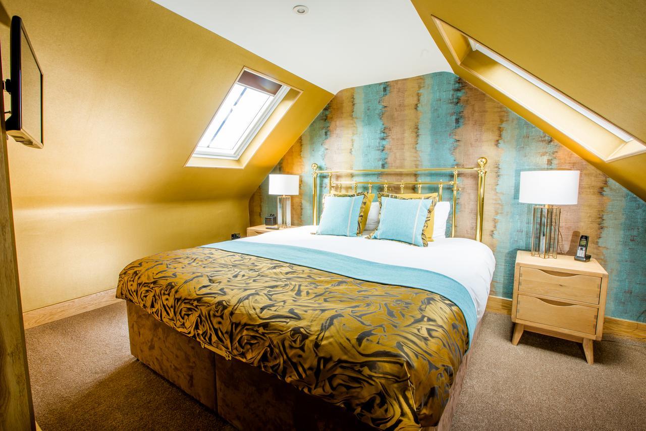 Standard King Room