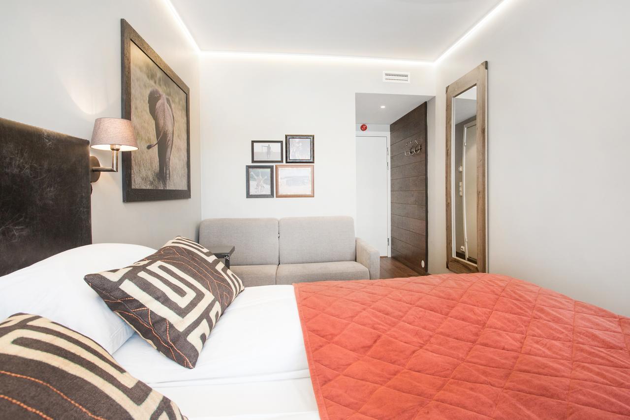 Double Room with Balcony,642813513:JPEG