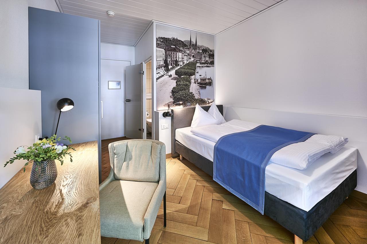 Superior Single Room,665307180:JPEG