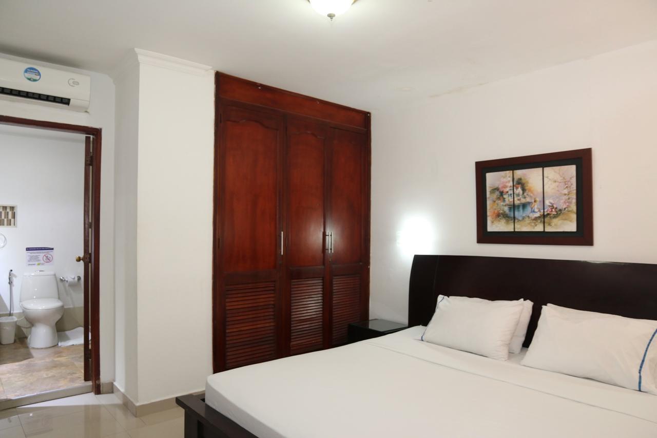 Suite,666684645:JPEG